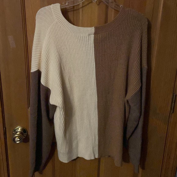 Fortune + Ivy color block sweater (Size Large) NWOT - Picture 4 of 4